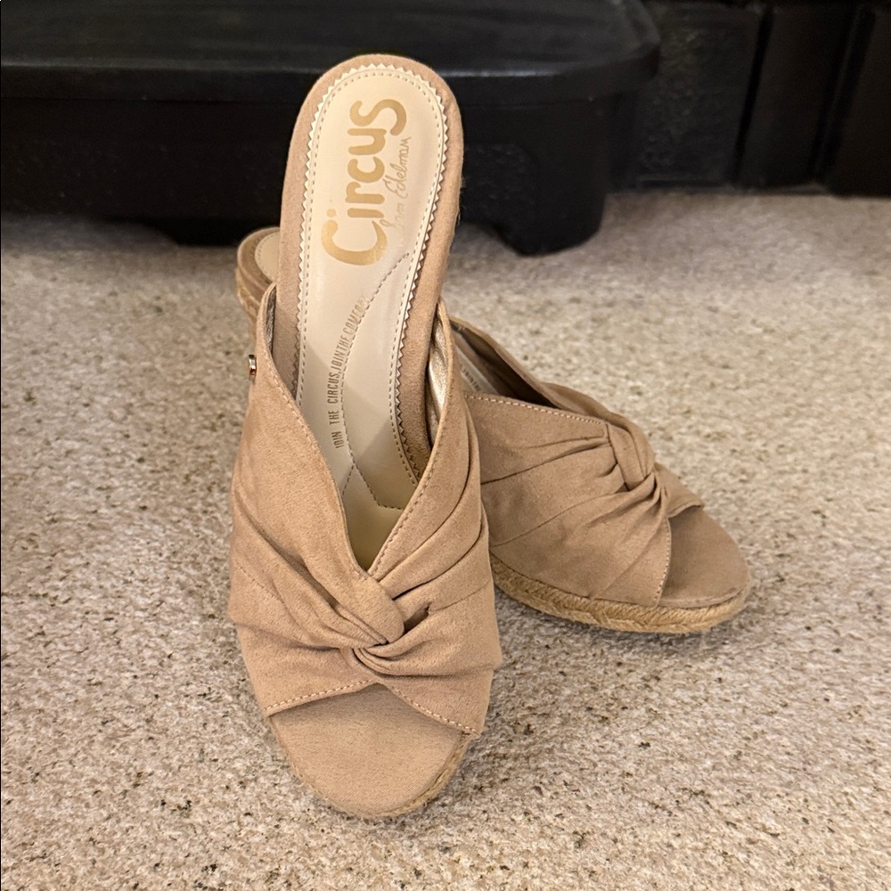 Circus by Sam Edelman Tan Knotted Mules